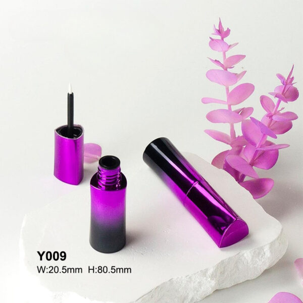 Custom Eyeliner tube in Metal gradient purple