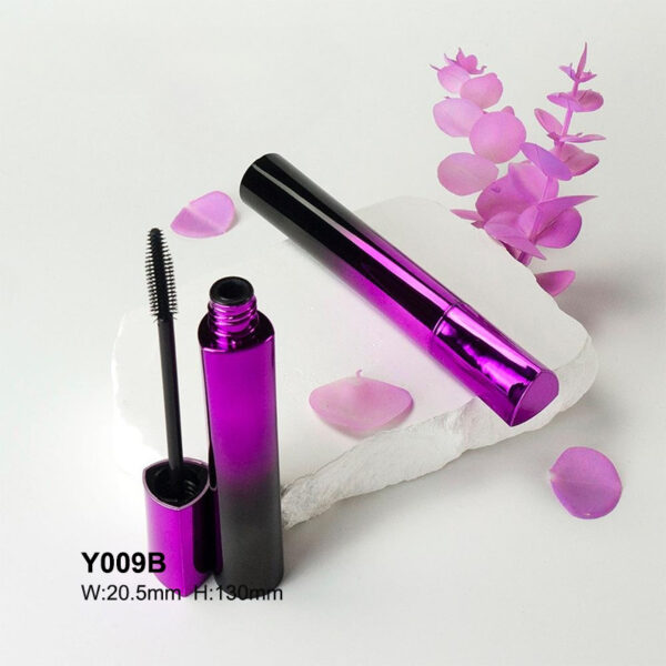 triangular gradient purple mascara bottle