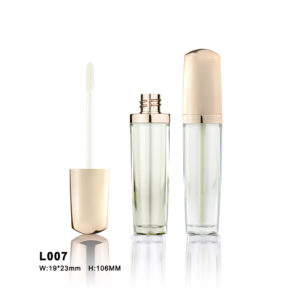 round pink transparent lip gloss container