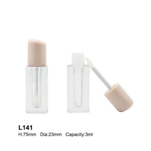 round pink transparent lip gloss case