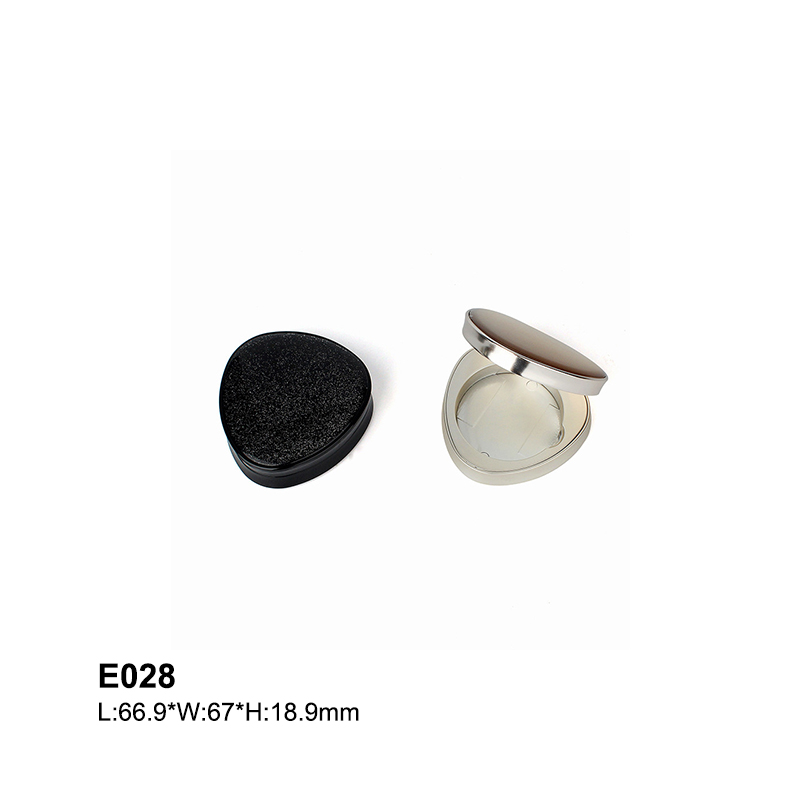 triangular black eyeshadow packaging