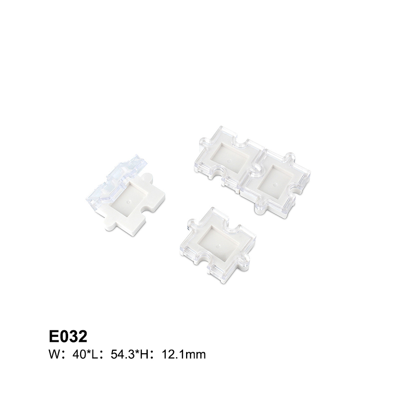 jigsaw shape transparent eyeshadow case