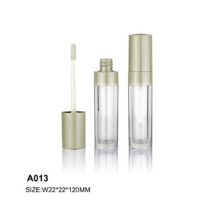 round silver transparent lip gloss packaging
